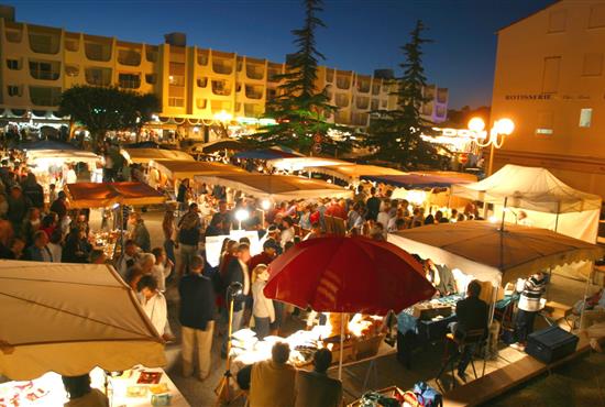 Marché nocturne en Charentes maritime - Camping de Bernezac